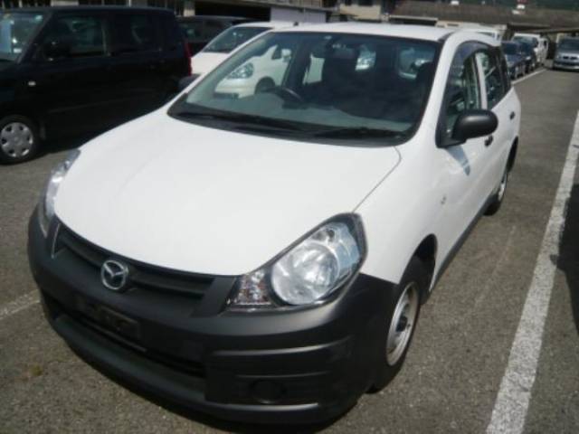 Mazda Familia 13 TB