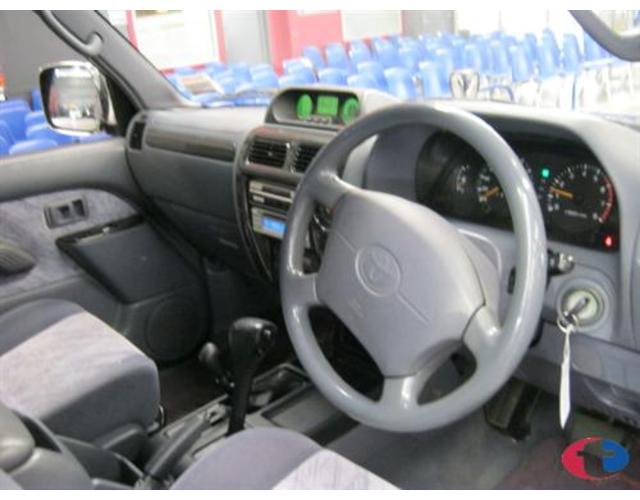 Toyota Landcruiser Prado RZ