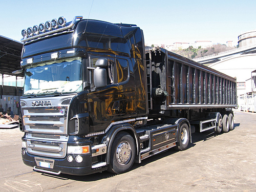 Scania R560