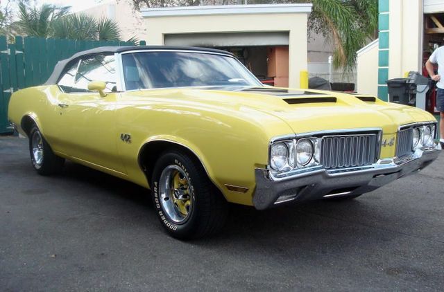 Oldsmobile Cutlass 442 Convertible