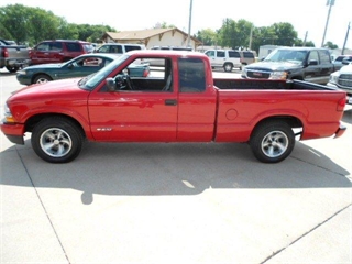 Chevrolet S-10 LS 22 Cab