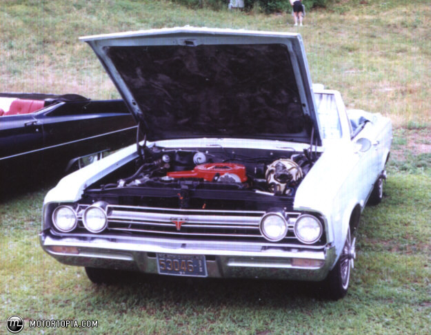 Oldsmobile Cutlass F-85