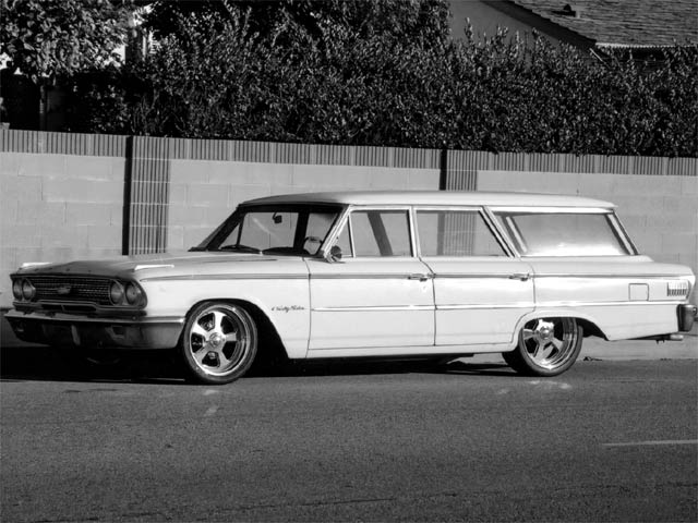 Ford Galaxie Country sedan wagon