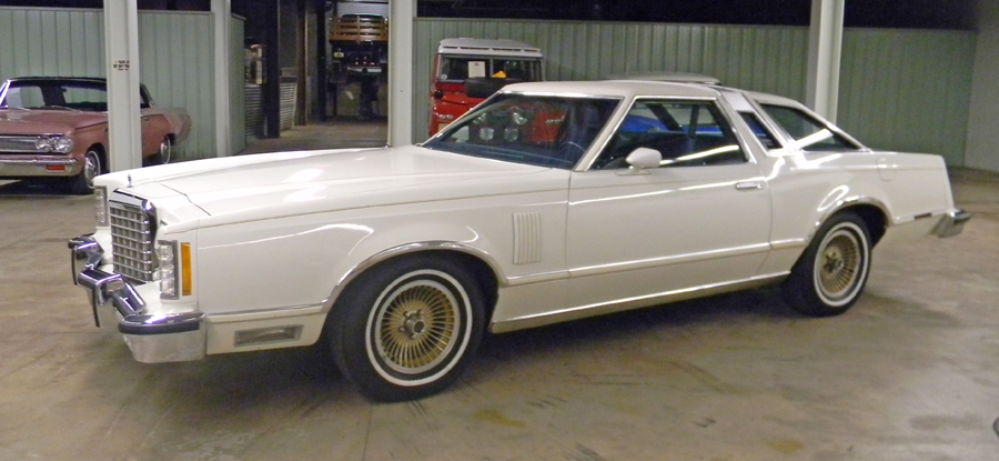 Ford Thunderbird Landau Town Coupe