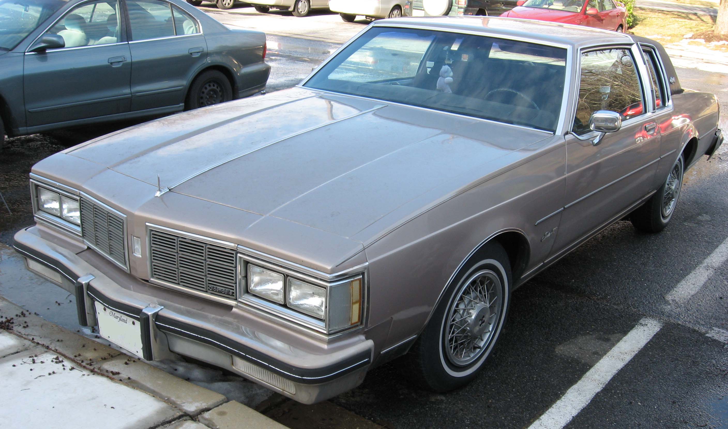 Oldsmobile Delta 88 Royale