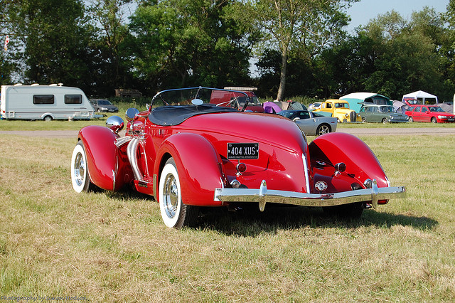 Auburn Boattail Speedster V8