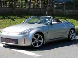 Nissan 350Z Black Top