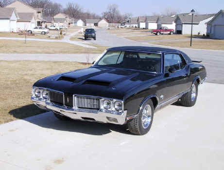 Oldsmobile Cutlass Brougham Coupe