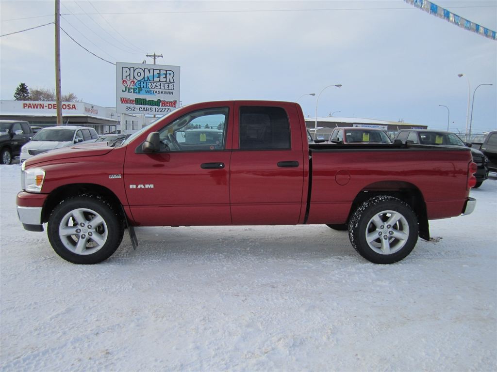 Dodge Ram 2500 SLT Quad Cab LWB 4x4