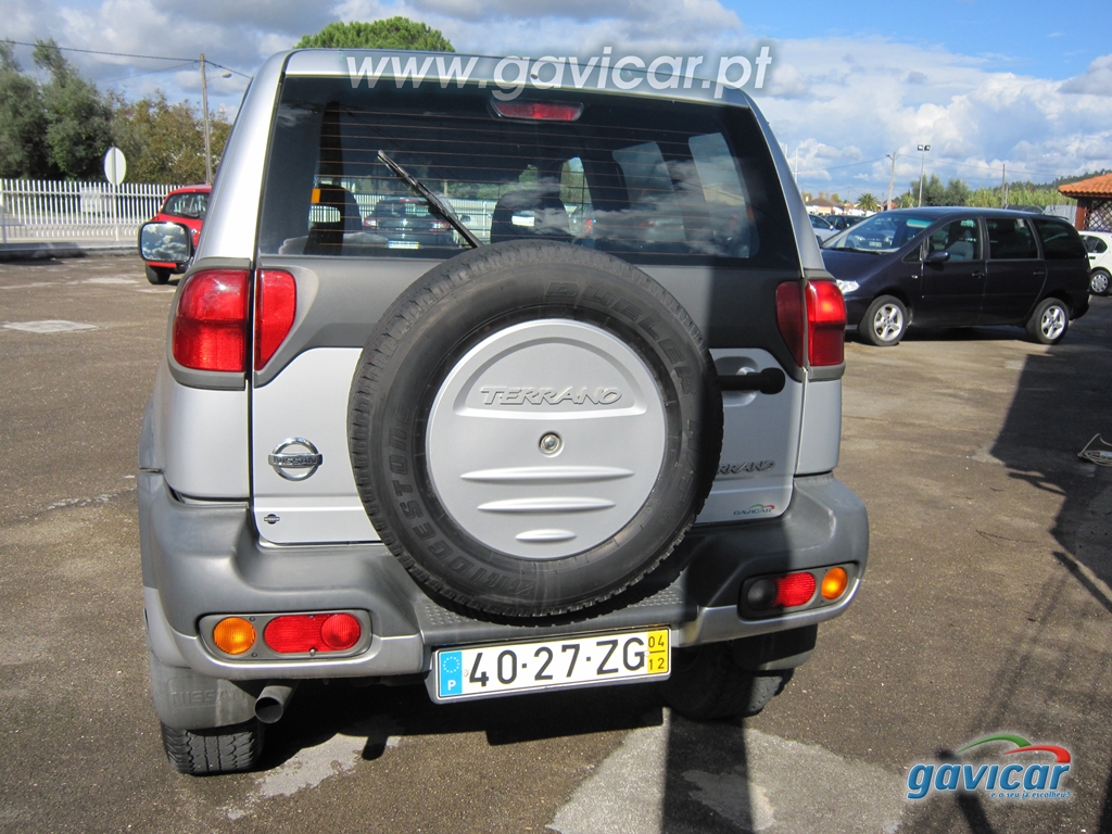 Nissan Terrano II 24 Sport