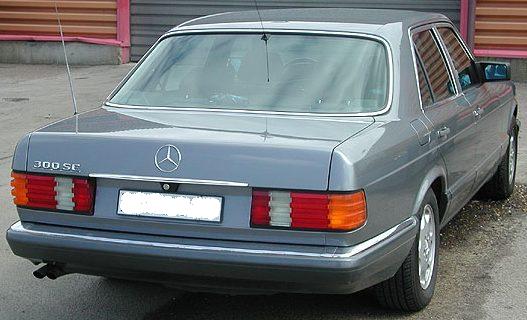 Mercedes-Benz 300 SE Sedan