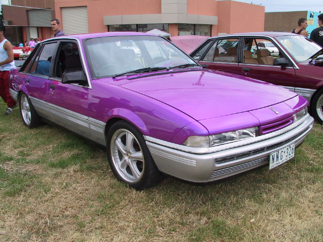 Holden Calais VL