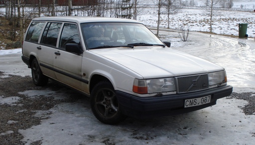 Volvo 945 GL