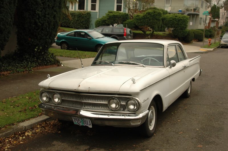 Mercury Comet coupe