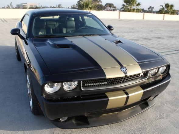 Dodge Challenger HEMI