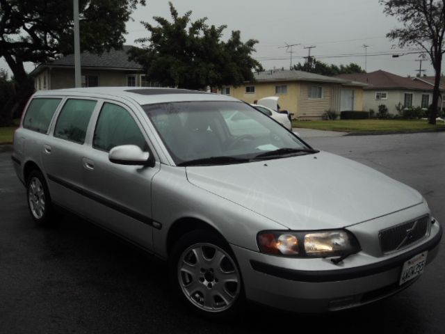 Volvo V70 24T