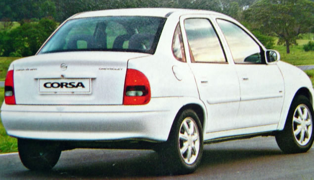 Chevrolet Corsa 16