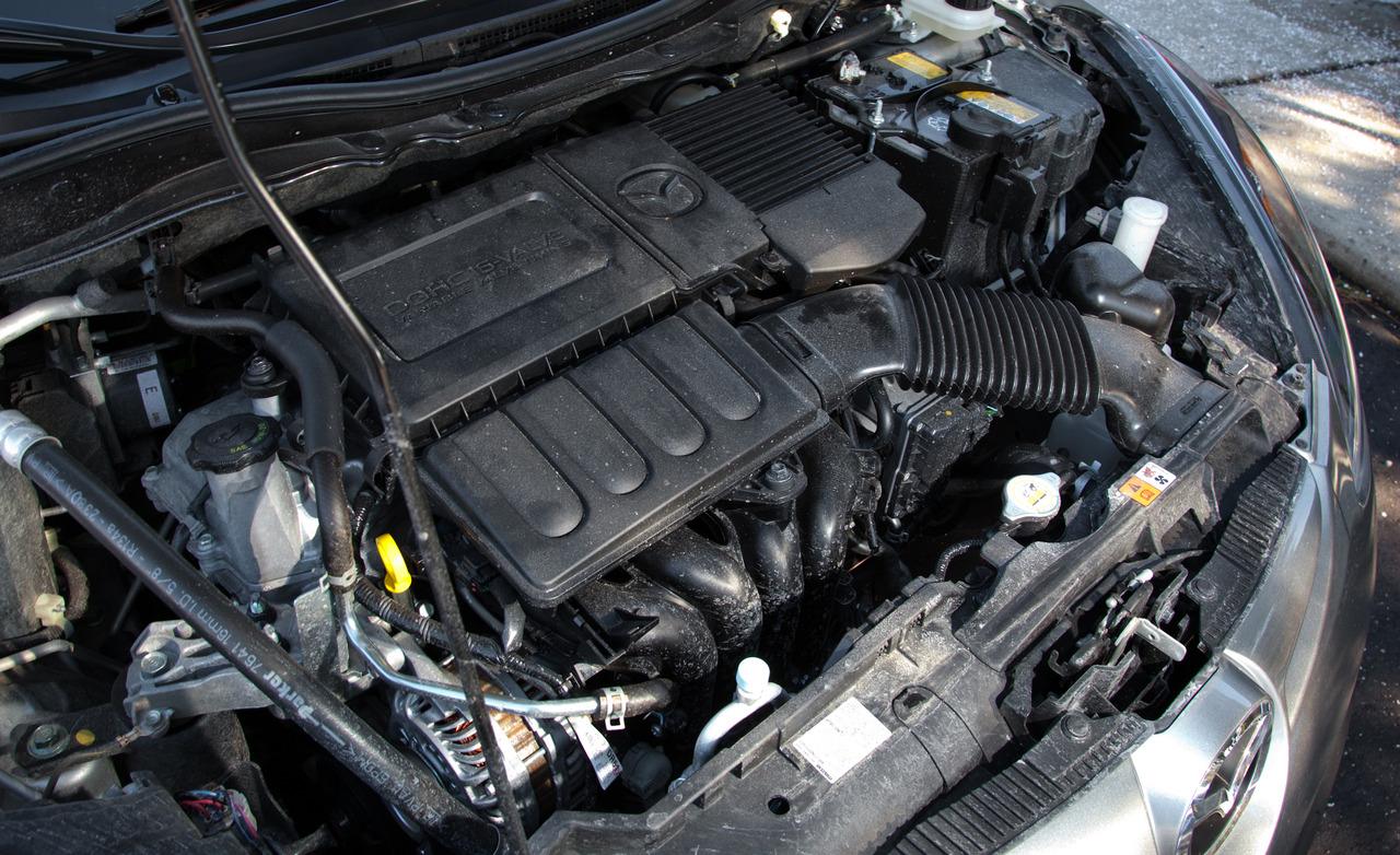 Mazda Capella SG-R Liftback Mazda Capella SG-R Liftback