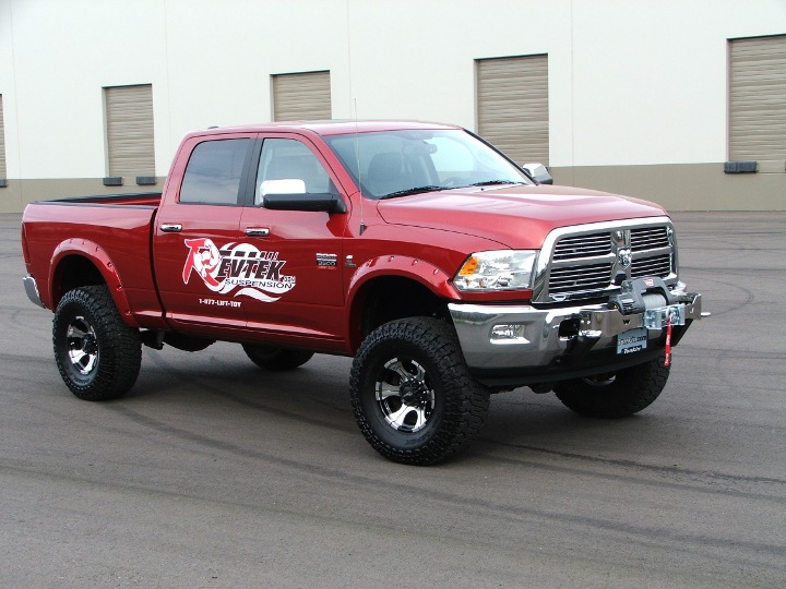 Dodge RAM 4WD