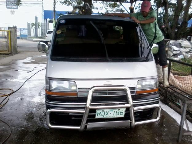 Toyota Hiace Custom