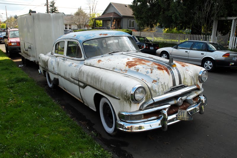 Pontiac Chieftain Deluxe