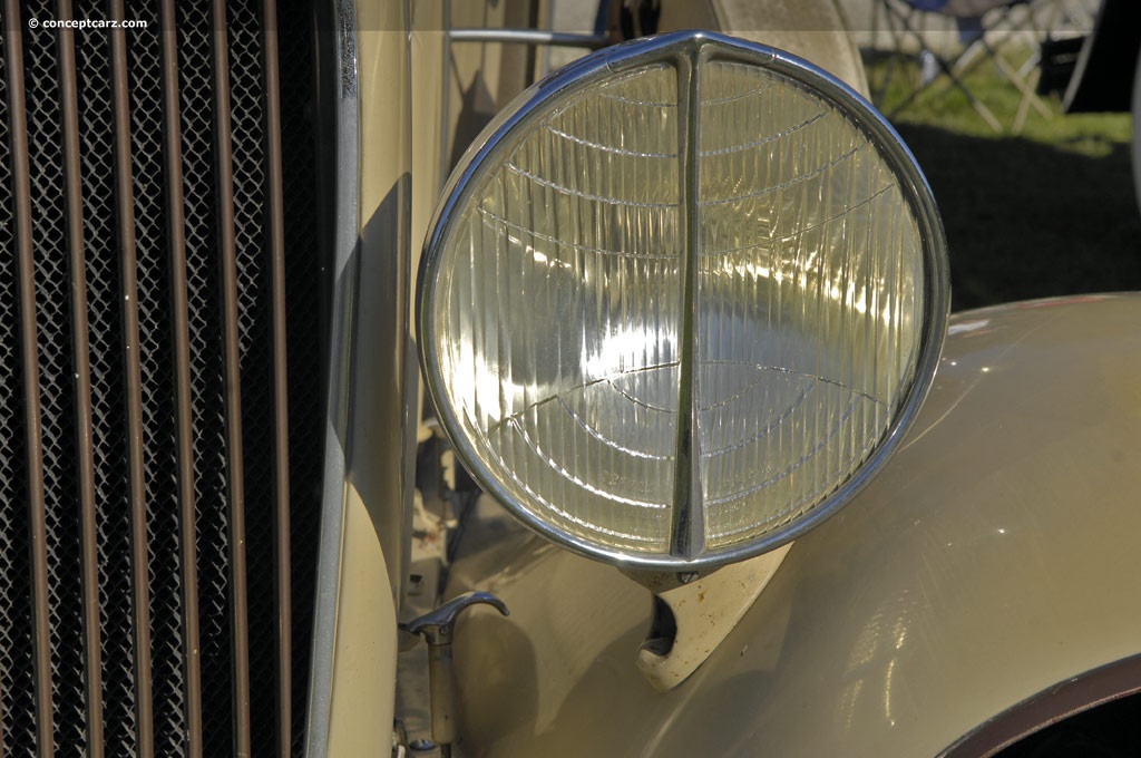 Buick 6-51 brougham sedan