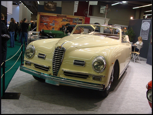 Alfa Romeo 6C 2500 S Pinin Farina