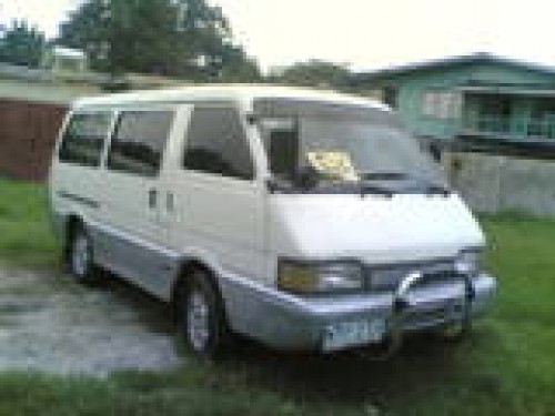 Kia Besta 27D C-Van