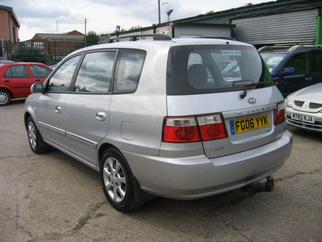 Kia Carens 20 LX