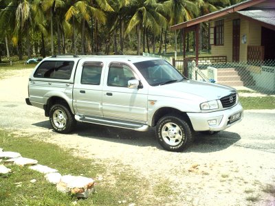 Mazda B2500 Fighter