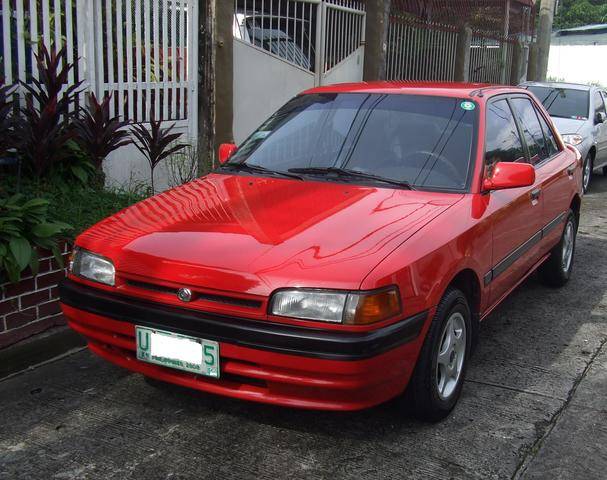 Mazda 323 LX 11