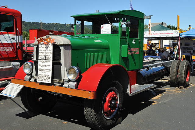 Fageol Model 9-12 Gas Tractor