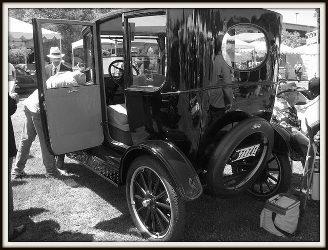 Ford Model T Center Door Sedan