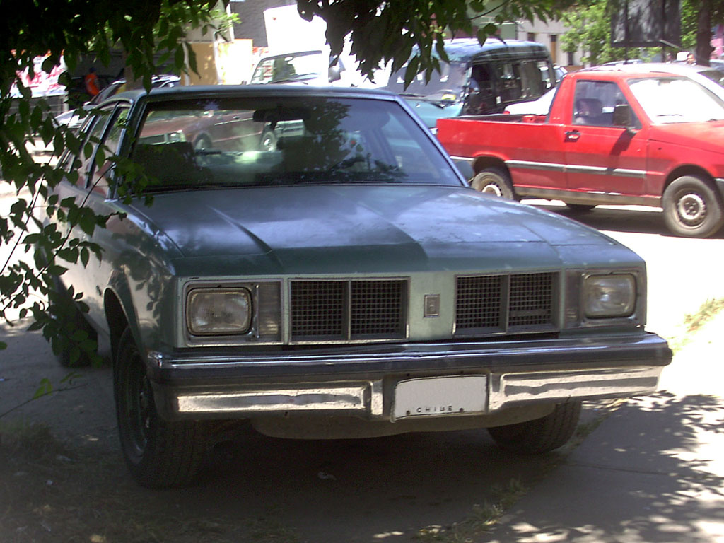 Oldsmobile Cutlass Liftback