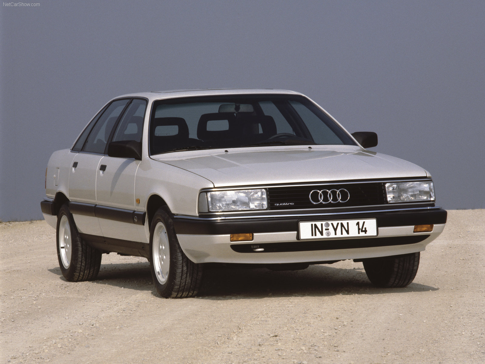 Audi 200