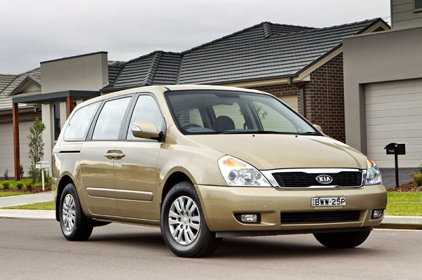 Kia Luxury MPV CARNIVAL