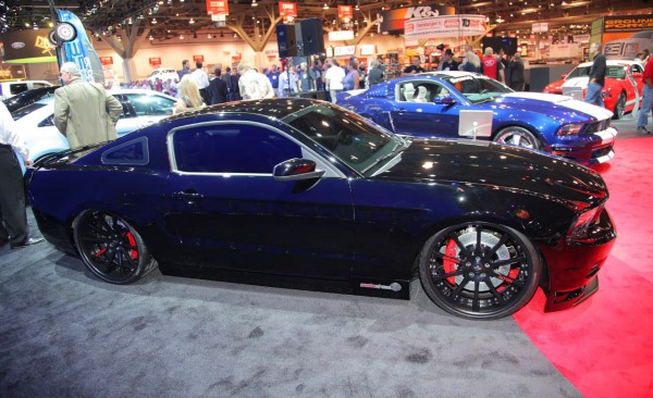 Ford MRT Mustang