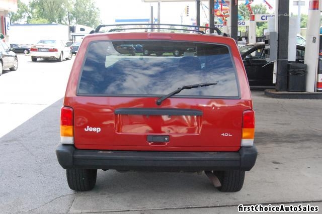 Jeep Cherokee Classic 40L