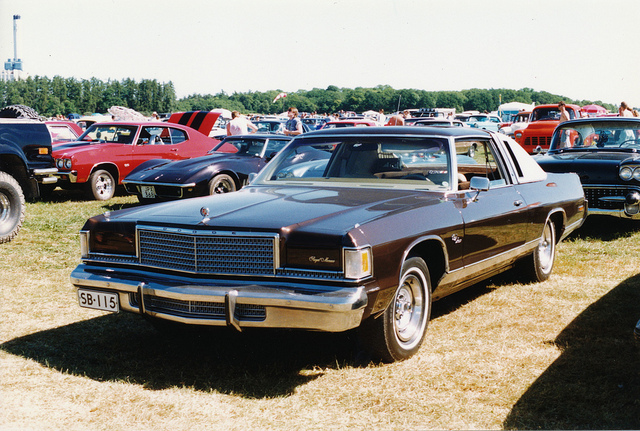 Dodge Royal Monaco limousine