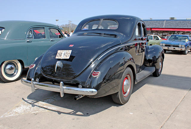 Ford Deluxe Tudor Coupe