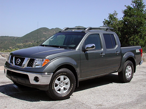 Nissan Frontier LE