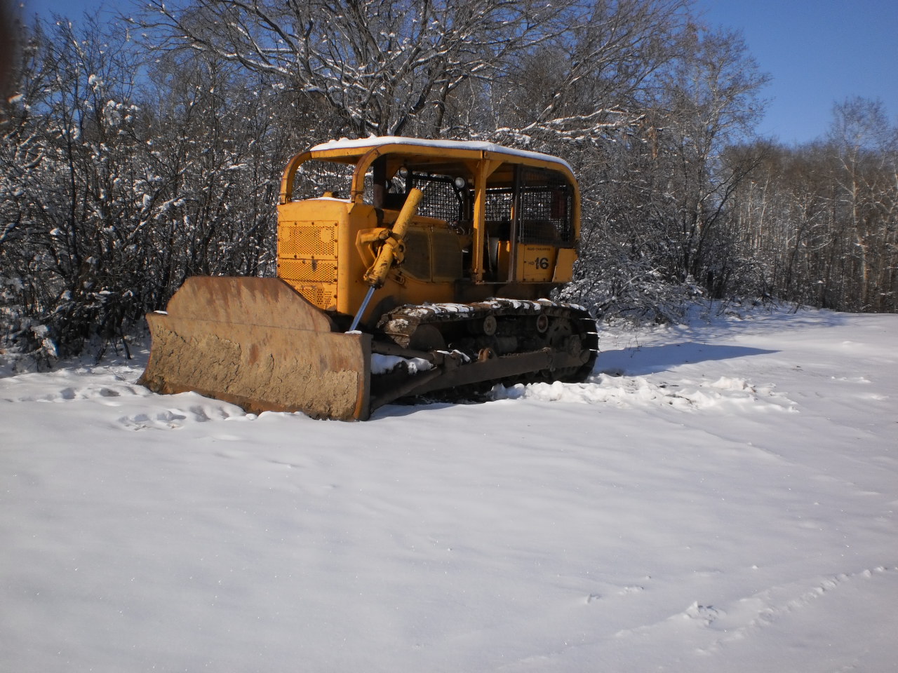 Allis-Chalmers HD-16 Bulldozer