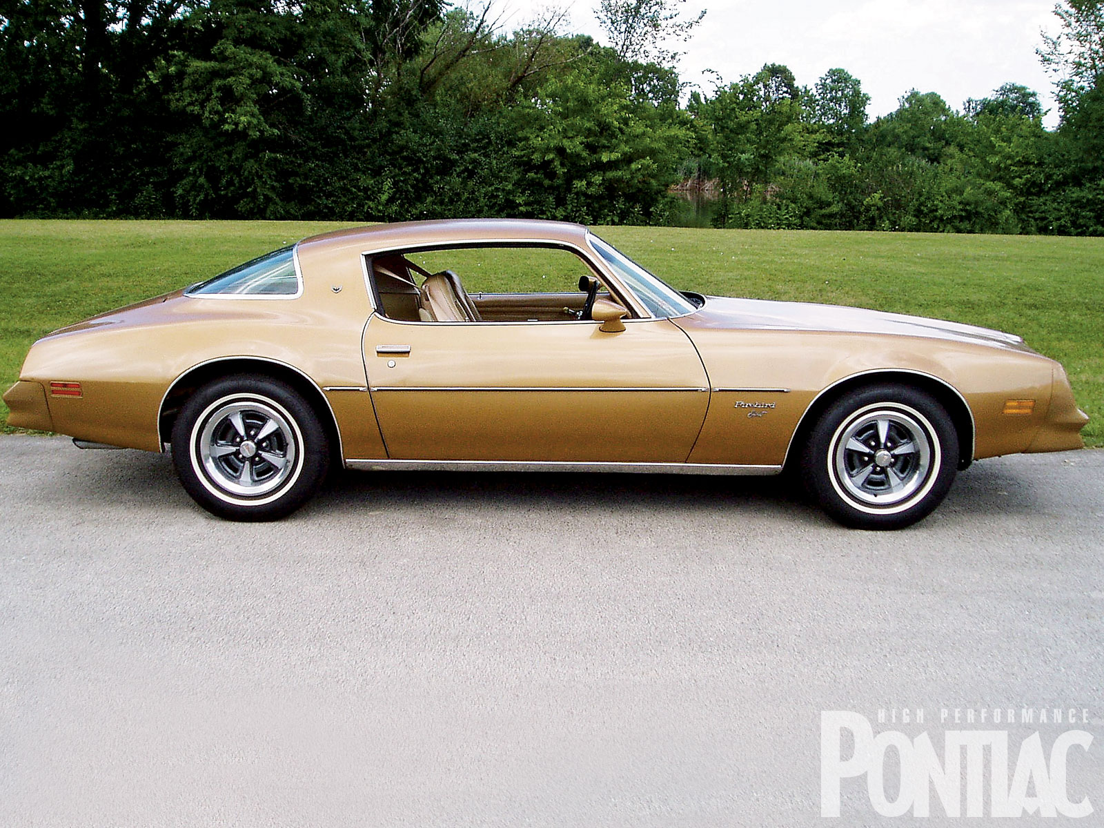 Pontiac Firebird Esprit