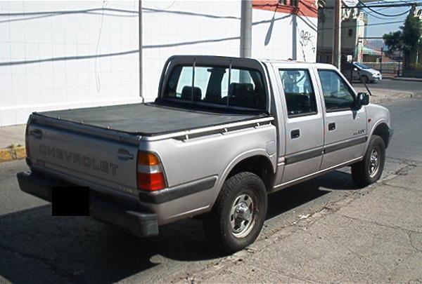 Chevrolet Luv 32 V6 4x4