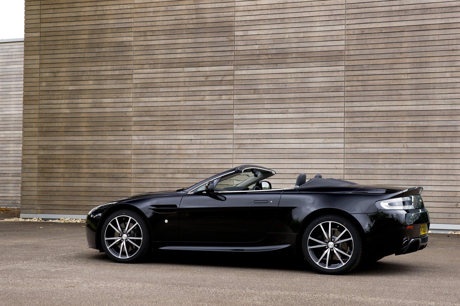 Aston Martin V8 Vantage 47