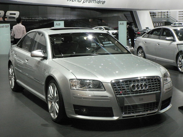 Audi S8 52 FSi Quattro