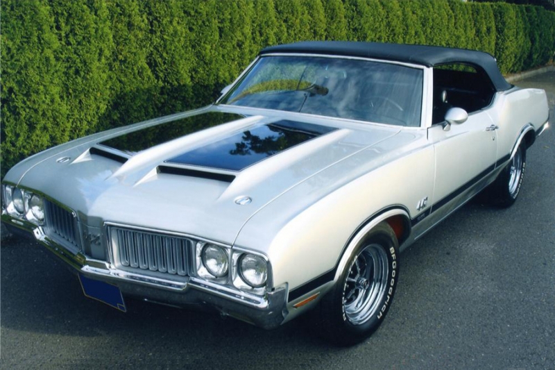 Oldsmobile 442 W30 convertible