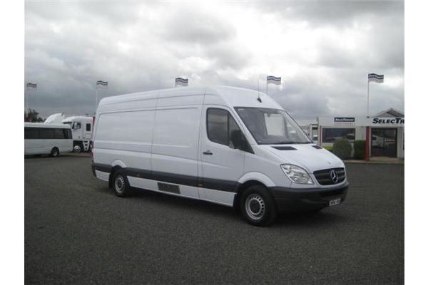 Isuzu Sprinter 315 CDi