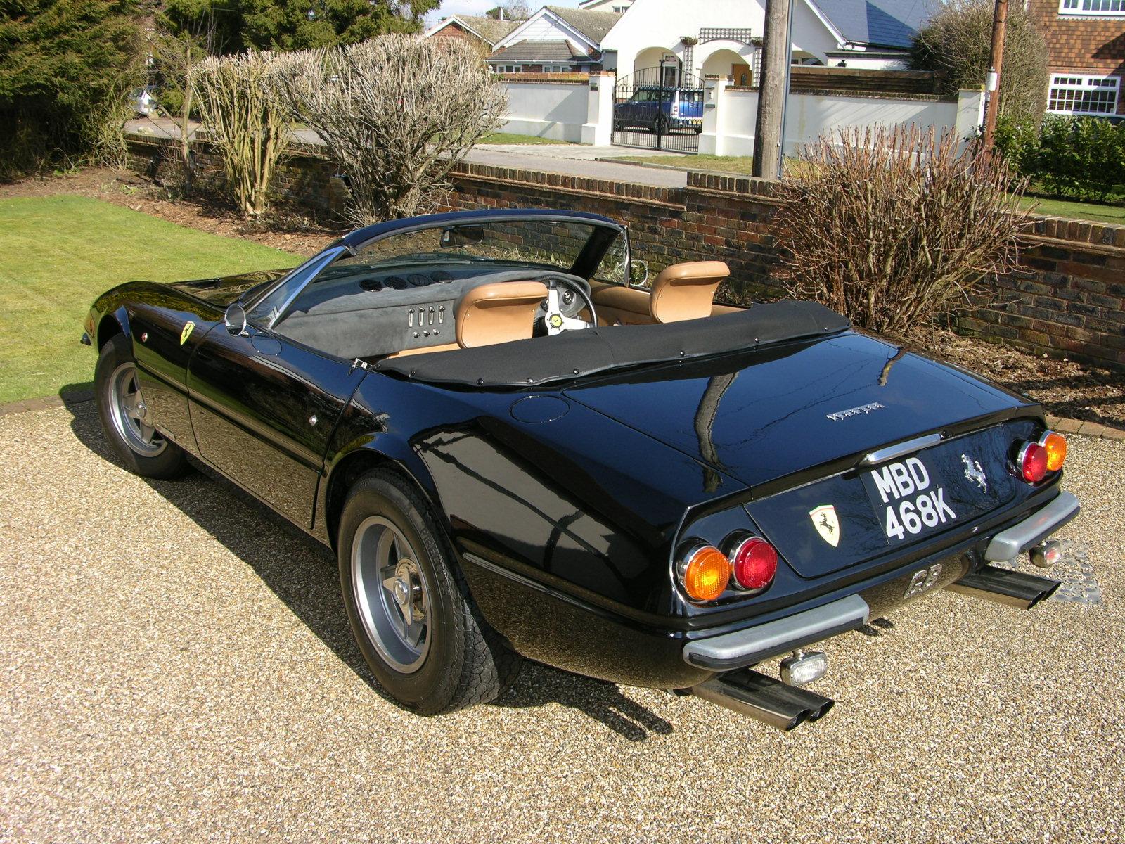 Ferrari 365 GTS-4 Daytona Spyder