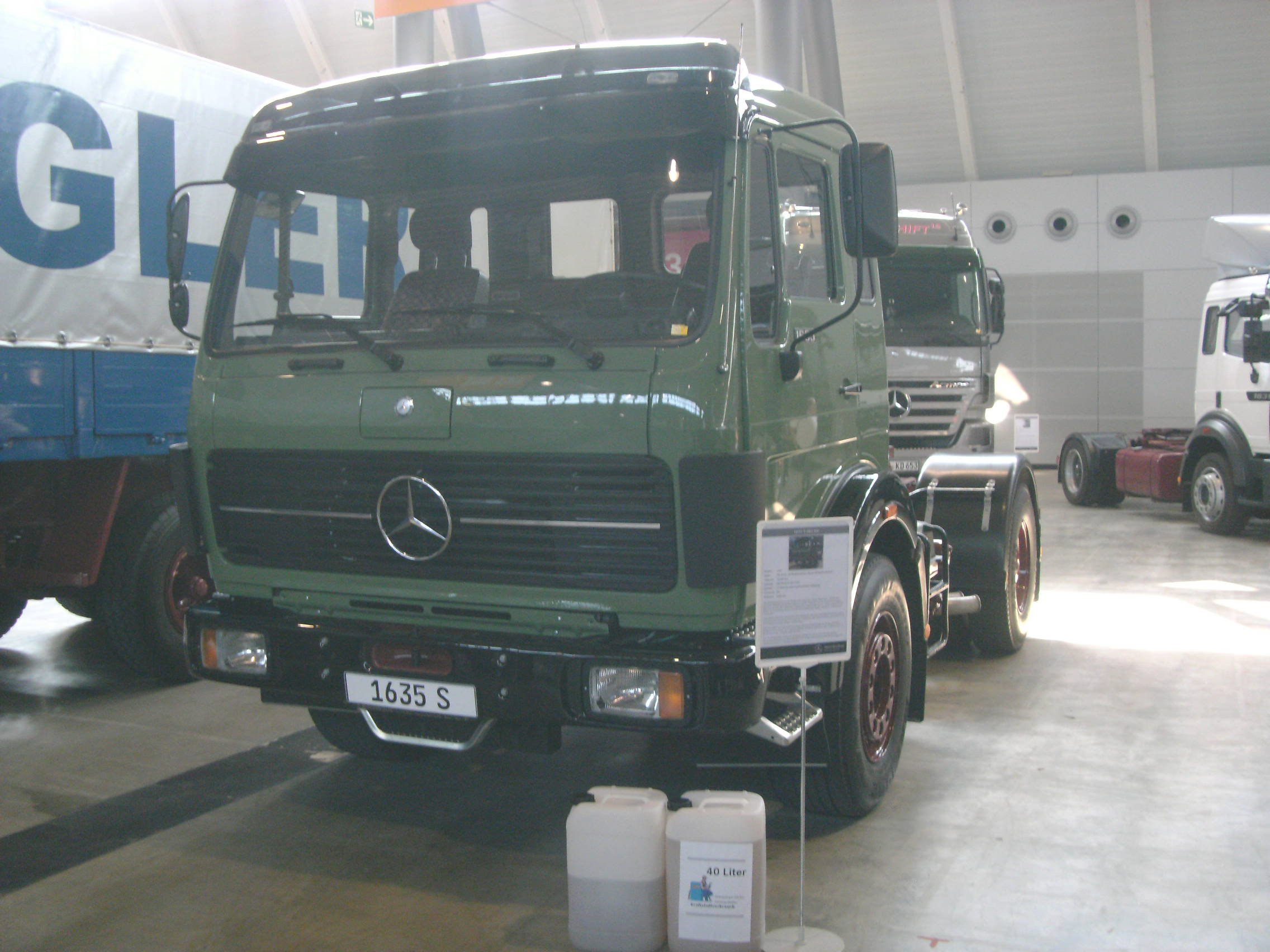 Mercedes-Benz 1635